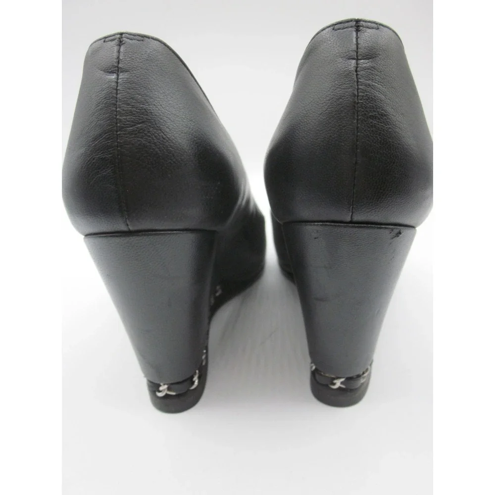 Chanel CC Cap Toe Black Leather Chain Link Wedge Pumps Size EU38/US 7.5-8 - Picture 4 of 12